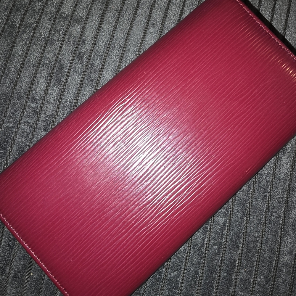 Louis Vuitton Epi Sarah International long wallet in Pink leather - Picture 3 of 12